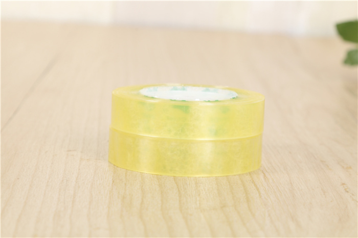Student stationery transparent small adhesive tape paper office strong adhesive tape wholesale 1.2 wide.