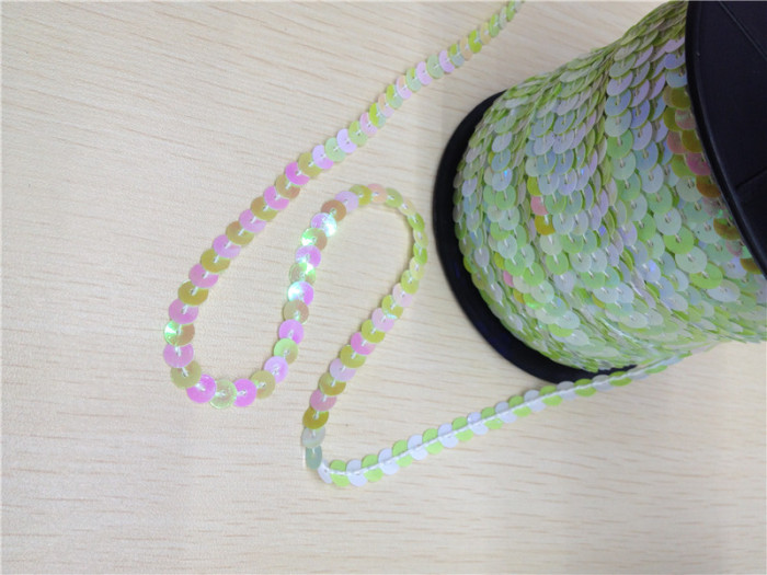 Double color 6mm plain film with spacer PVC also has PET for a variety of bubble film Christmas ball decorations