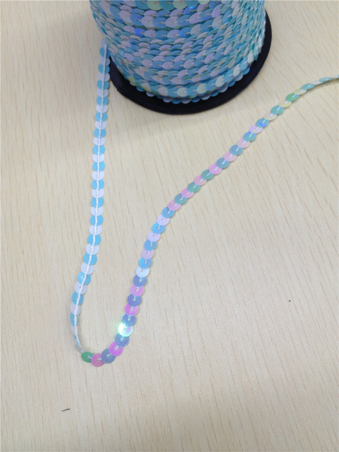 Double color 6mm plain film with spacer PVC also has PET for a variety of bubble film Christmas ball decorations