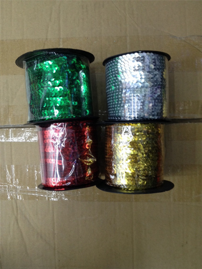 Double color 6mm plain film with spacer PVC also has PET for a variety of bubble film Christmas ball decorations