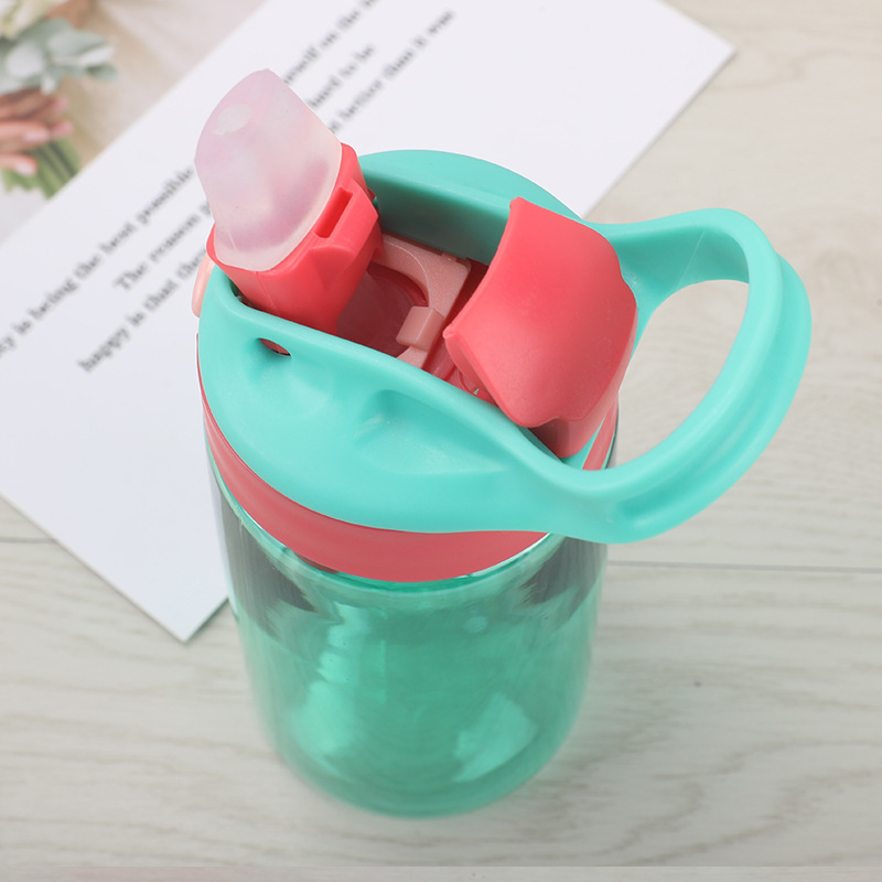 Little Handsome Children Cartoon Drinking Cup Baby Straw Cup Leak-Proof Cup Drinking Water Portable Kettle Sippy Cup Plastic Cup