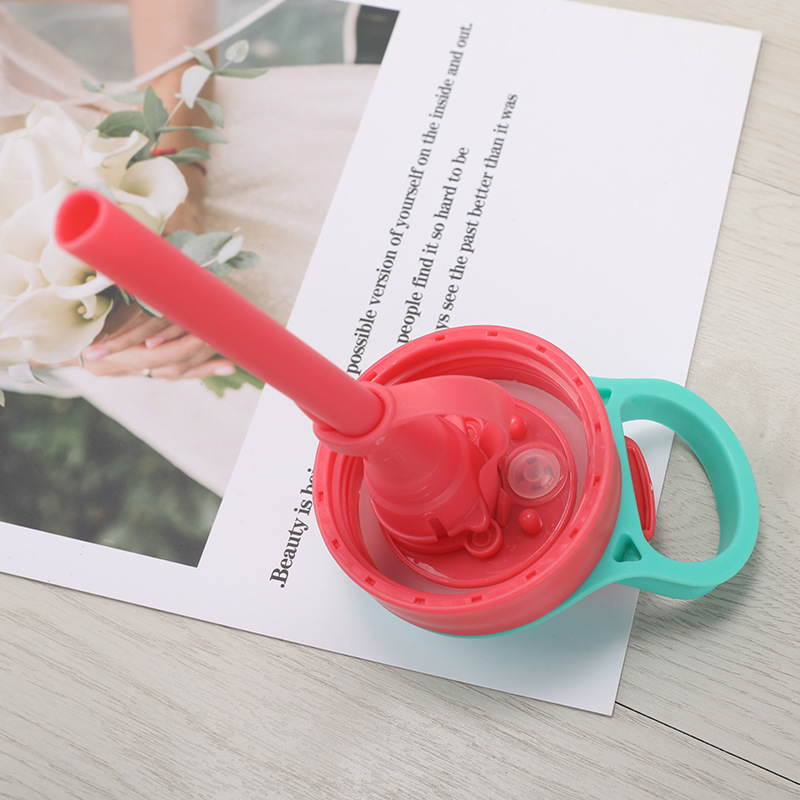 Little Handsome Children Cartoon Drinking Cup Baby Straw Cup Leak-Proof Cup Drinking Water Portable Kettle Sippy Cup Plastic Cup