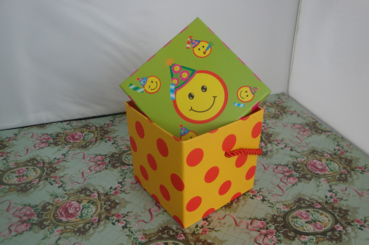 Apple box custom-made square gift box portable gift box artwork portable packaging Apple box custom-made square gift box portable gift box artwork portable packaging