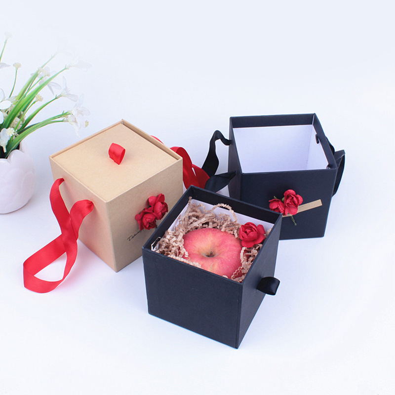 Manufacturer Christmas apple box wholesale professional custom portable apple gift box wholesale color style can be customized