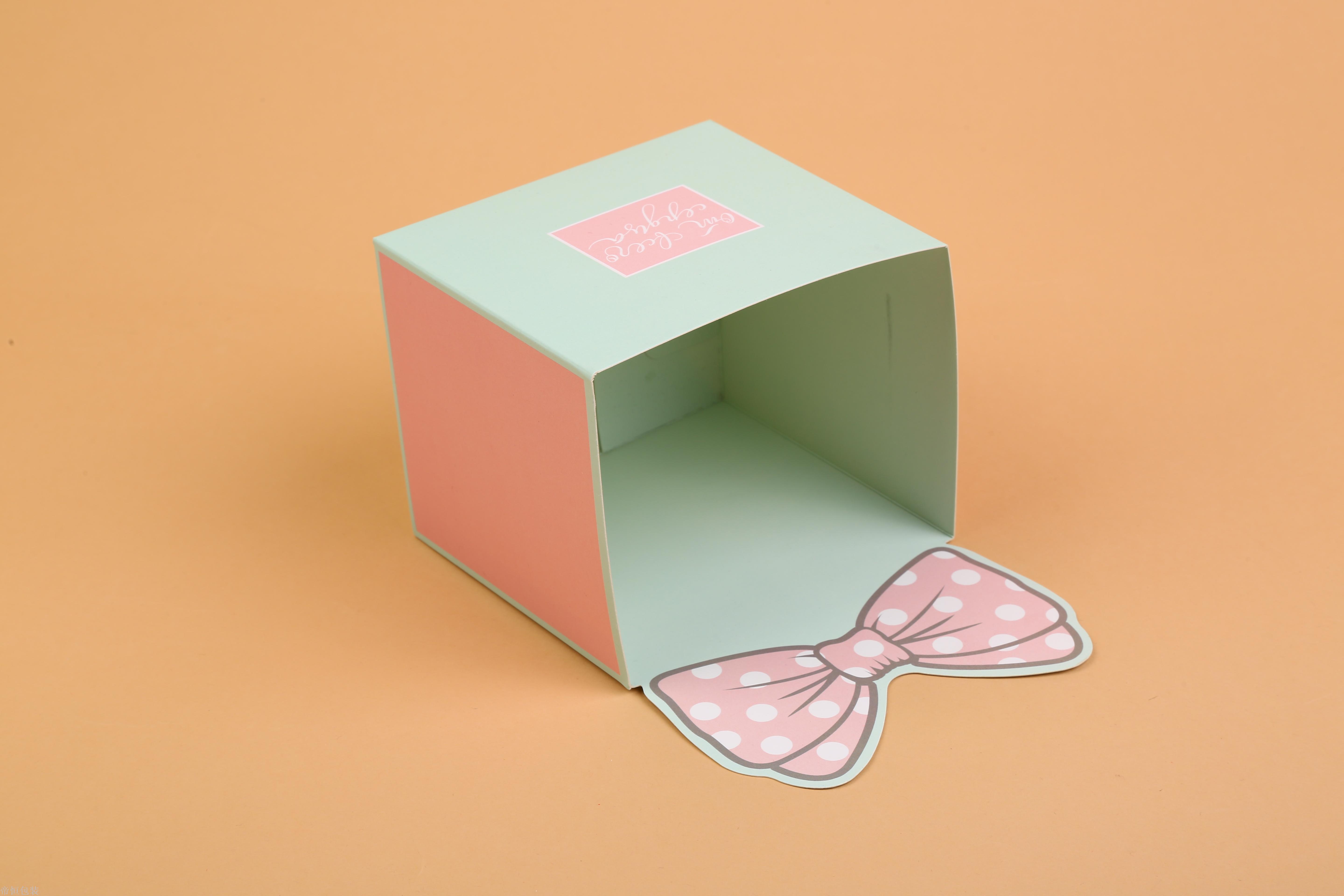 Three-dimensional Christmas apple box Christmas Eve Christmas fruit gift box packaging box Three-dimensional Christmas apple box Christmas Eve Christmas fruit gift box packaging box