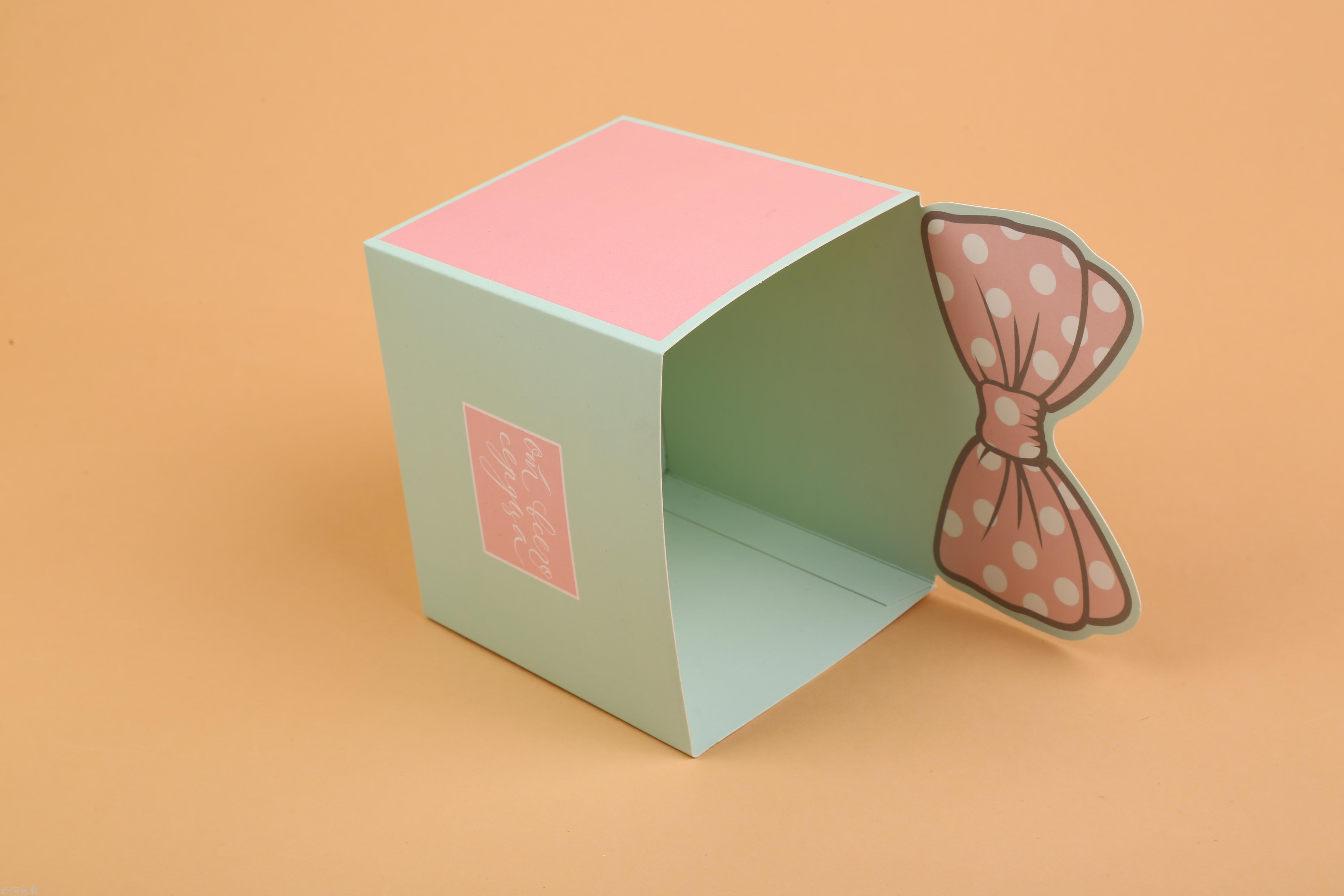 Three-dimensional Christmas apple box Christmas Eve Christmas fruit gift box packaging box Three-dimensional Christmas apple box Christmas Eve Christmas fruit gift box packaging box