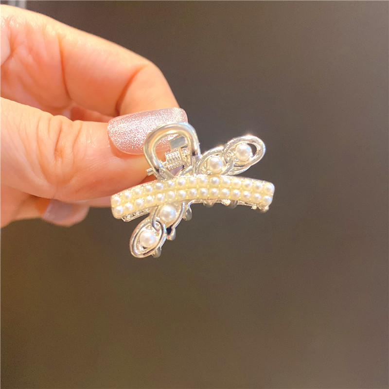 Metal Small Jaw Clip Fringe Hairpin Female Summer Back Head Broken Hair Card High Ponytail Fixed Gadget Shark Clip Hairware Metal Small Jaw Clip Fringe Hairpin Female Summer Back Head Broken Hair Card High Ponytail Fixed Gadget Shark Clip Hairware