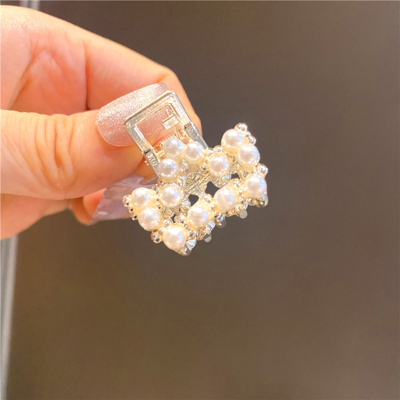 Metal Small Jaw Clip Fringe Hairpin Female Summer Back Head Broken Hair Card High Ponytail Fixed Gadget Shark Clip Hairware Metal Small Jaw Clip Fringe Hairpin Female Summer Back Head Broken Hair Card High Ponytail Fixed Gadget Shark Clip Hairware