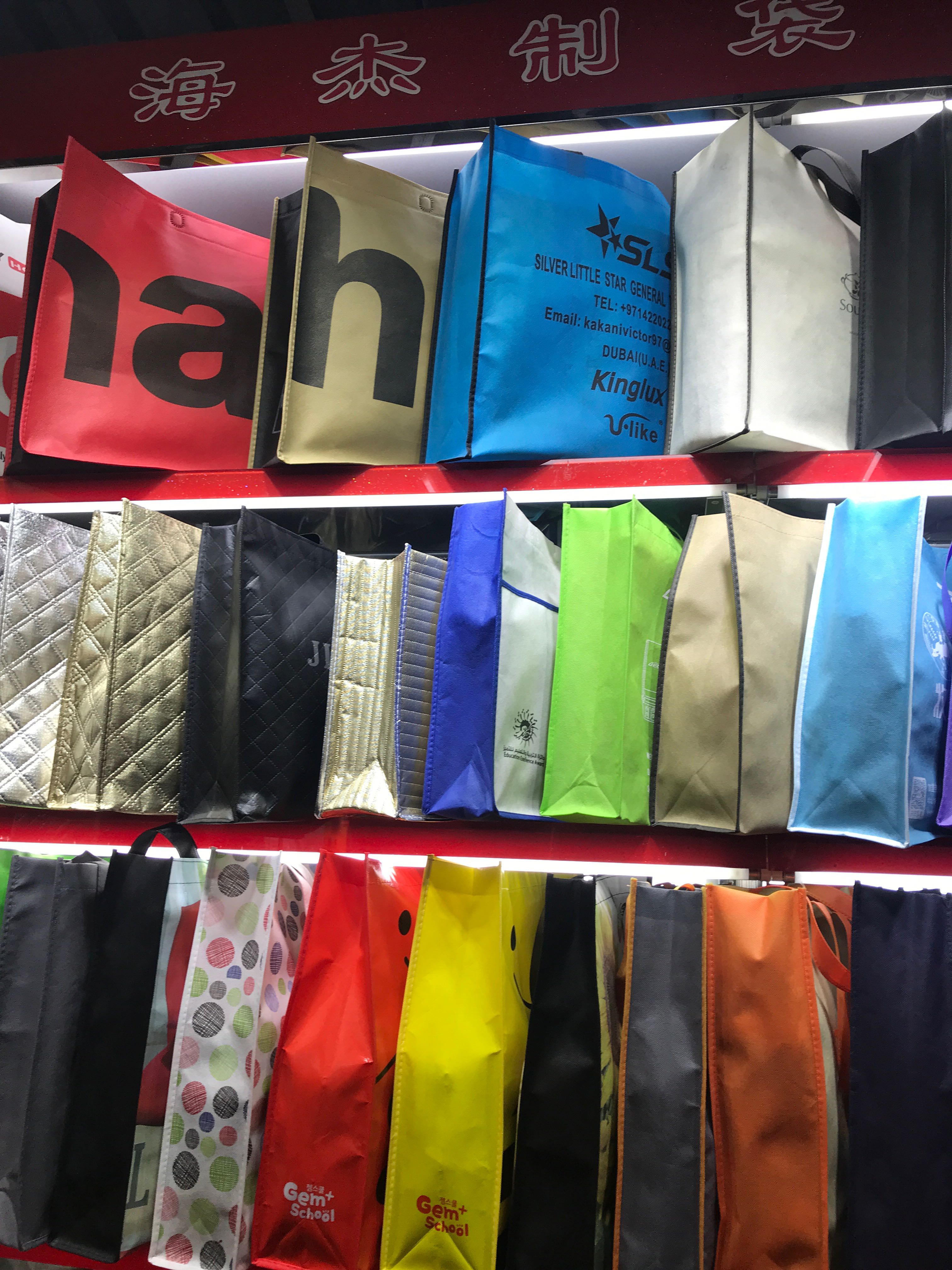 Nonwoven Fabric Bag Various Specifications Color Handbag Factory Direct Sales Non-Woven Bags Customization Tote Bag Environmental Protection Nonwoven Fabric Bag Various Specifications Color Handbag Factory Direct Sales Non-Woven Bags Customization Tote Bag Environmental Protection