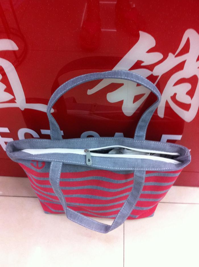 Factory direct red stripe zipper cotton bags canvas bag coated nonwoven advertisement bags Factory direct red stripe zipper cotton bags canvas bag coated nonwoven advertisement bags