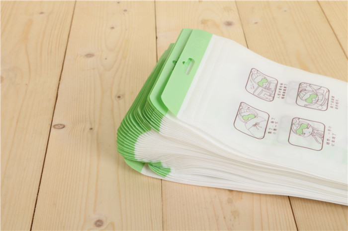 Yiwu factory compound bag plastic bag compound material zipper bag self-sealing bag plastic bag.