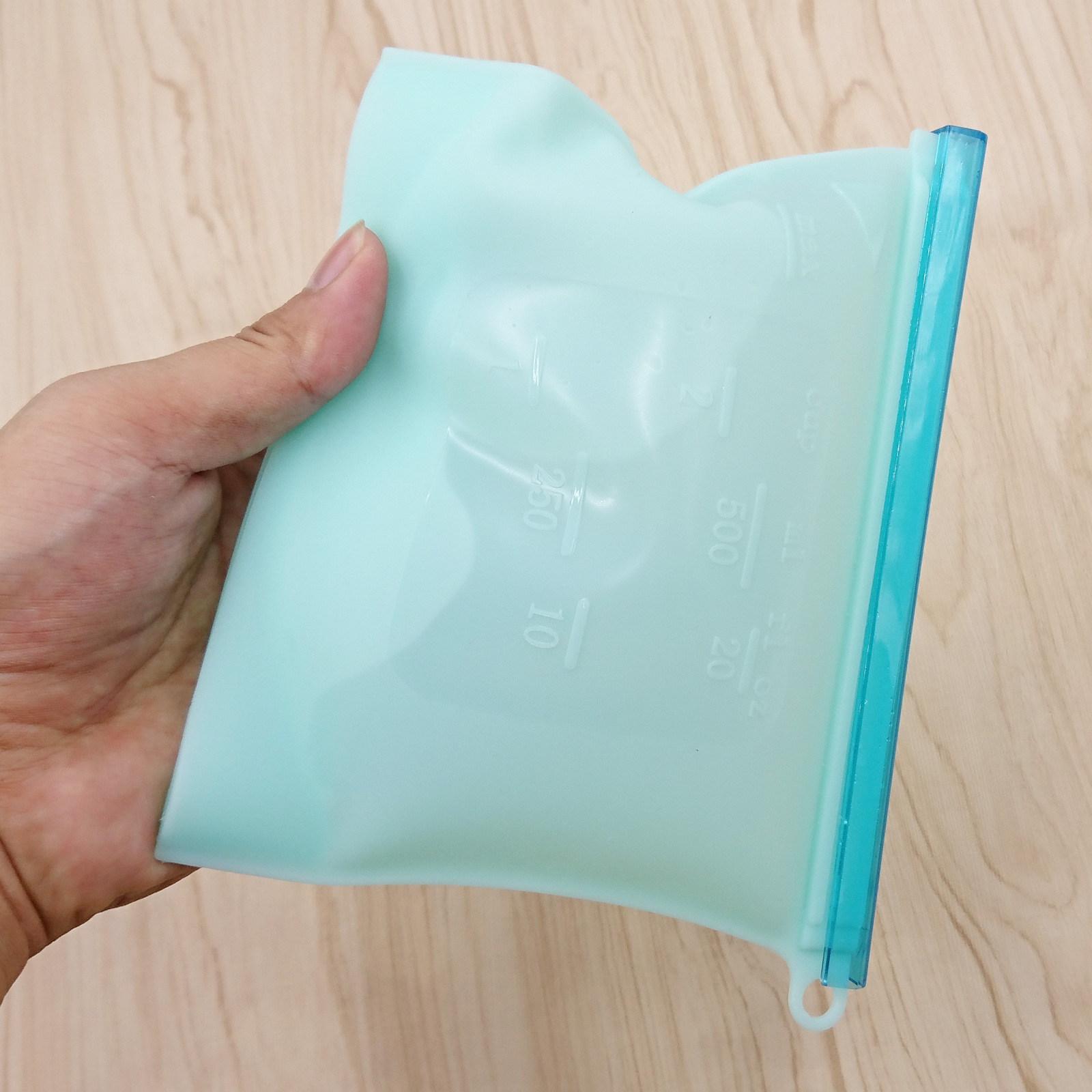 Edible Silicon Freshness Protection Package Food Packing Ziplock Bag Soup Frozen Food Buggy Bag Competitive Factory