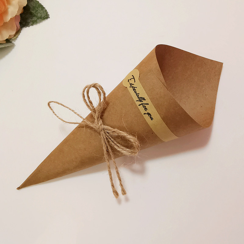 Wrapping Paper Cylinder Creative Card Black Primary Color Greeting Card DIY Vintage Dried Flower Gift IceCream Cone