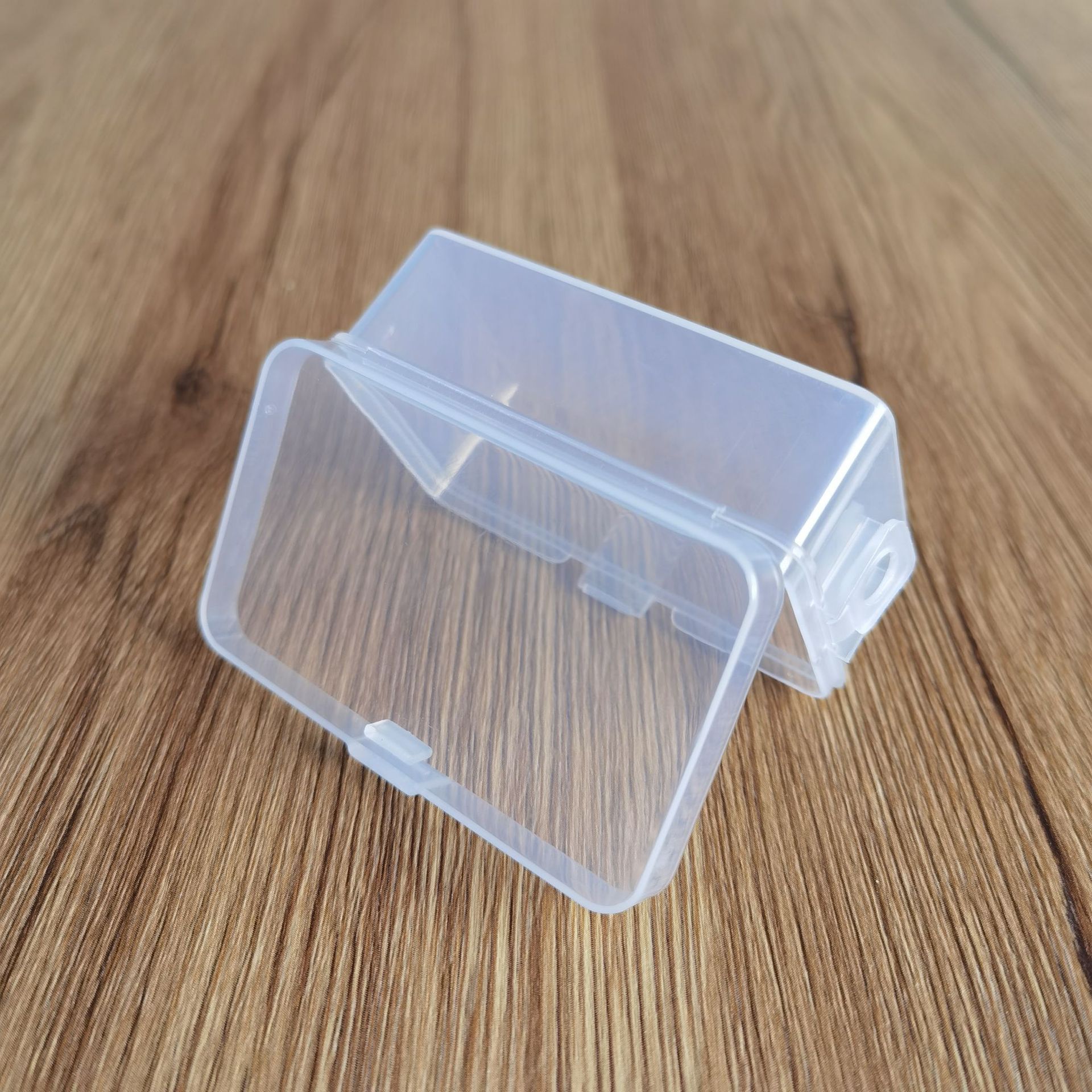 Factory Supply Transparent Plastic Hook Box Rectangle with Lid Pp Universal Packing Box Parts Storage Box