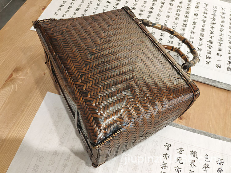 Bamboo Woven Bag Women's Handbag Tea Set Accessories Storage Bag Bamboo Woven Basket Tea Ceremony Storage Bamboo Bag Bamboo Woven Bag Women's Handbag Tea Set Accessories Storage Bag Bamboo Woven Basket Tea Ceremony Storage Bamboo Bag