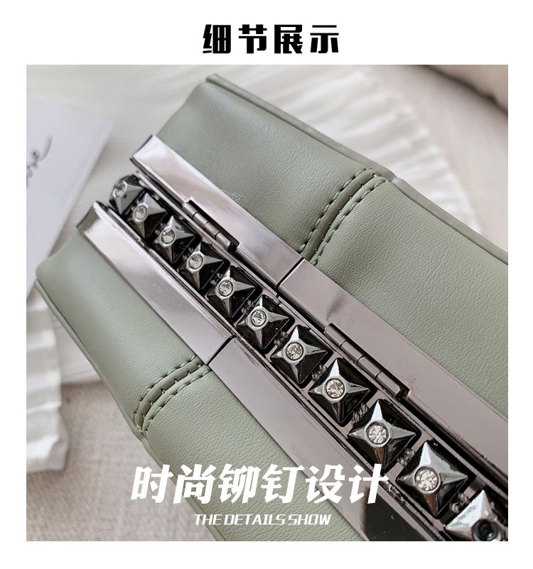 Bag Women's Bag New 2021 New Korean Style Chain Crossbody All-Matching Korean Shoulder Fashion Retro Rivet Small round Bag