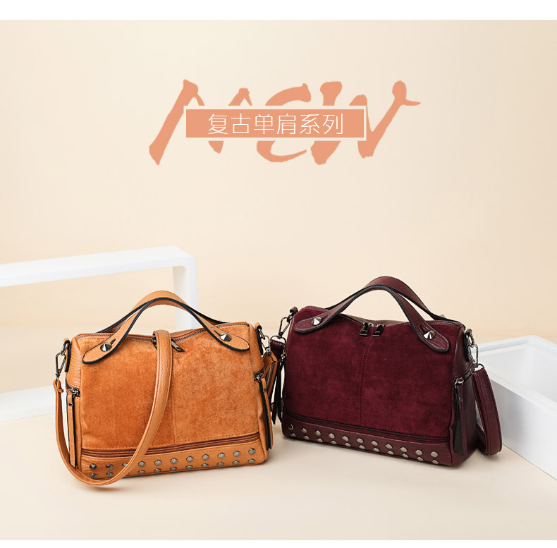 Amazon Women's Bag Foreign Trade Popular Style Rivet Handbag European and American Fashion Frosted Motorcycle Bag Women's Large Shoulder Bag