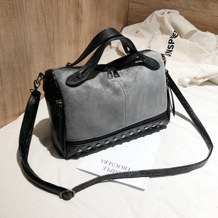 Amazon Women's Bag Foreign Trade Popular Style Rivet Handbag European and American Fashion Frosted Motorcycle Bag Women's Large Shoulder Bag