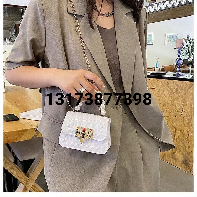 2021 Spring and Summer Hot-Selling Casual One-Shoulder Crossbody Portable Mini Small Chain Rivet Mobile Phone Bag Gel Bag