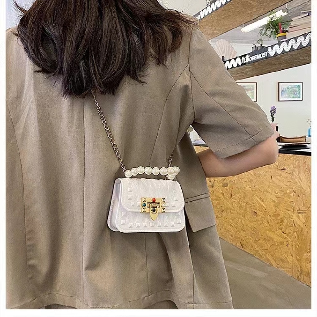 2021 Spring and Summer Hot-Selling Casual One-Shoulder Crossbody Portable Mini Small Chain Rivet Mobile Phone Bag Gel Bag