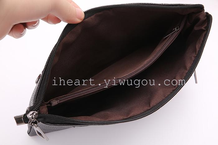 V six M word edge rivet bag
