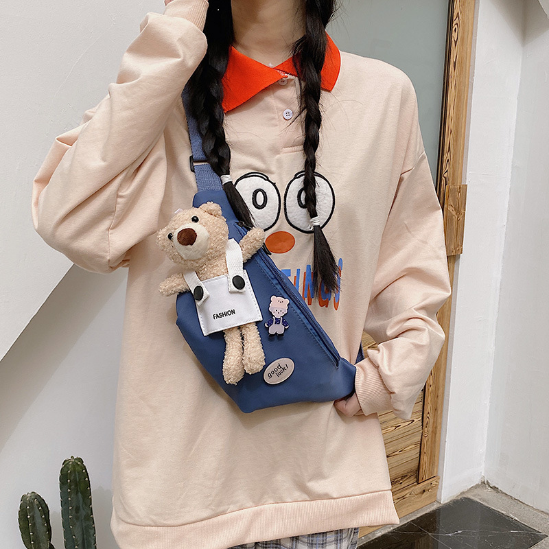 Cute Bear Simple Canvas Bag Girl Ins Lightweight Crossbody Bag 2021 New Japanese Style Student Sports Chest Bag
