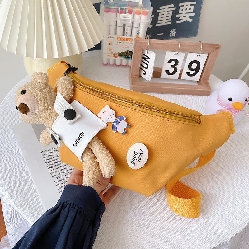 Cute Bear Simple Canvas Bag Girl Ins Lightweight Crossbody Bag 2021 New Japanese Style Student Sports Chest Bag