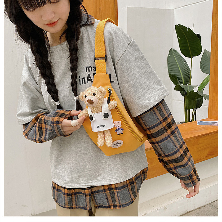 Cute Bear Simple Canvas Bag Girl Ins Lightweight Crossbody Bag 2021 New Japanese Style Student Sports Chest Bag Cute Bear Simple Canvas Bag Girl Ins Lightweight Crossbody Bag 2021 New Japanese Style Student Sports Chest Bag