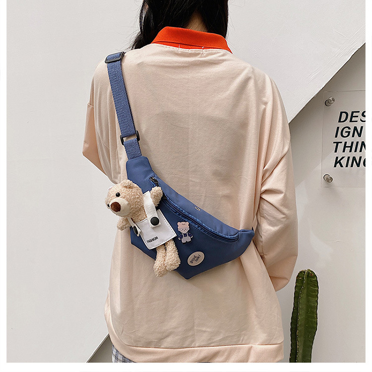 Cute Bear Simple Canvas Bag Girl Ins Lightweight Crossbody Bag 2021 New Japanese Style Student Sports Chest Bag Cute Bear Simple Canvas Bag Girl Ins Lightweight Crossbody Bag 2021 New Japanese Style Student Sports Chest Bag