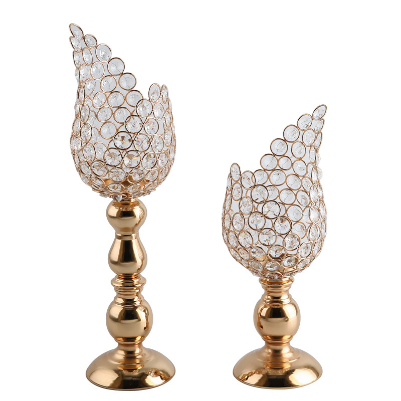 European Creative Fashionable Golden Electroplating Iron Petal Metal Candlestick Decoration Wedding Props Home Decoration