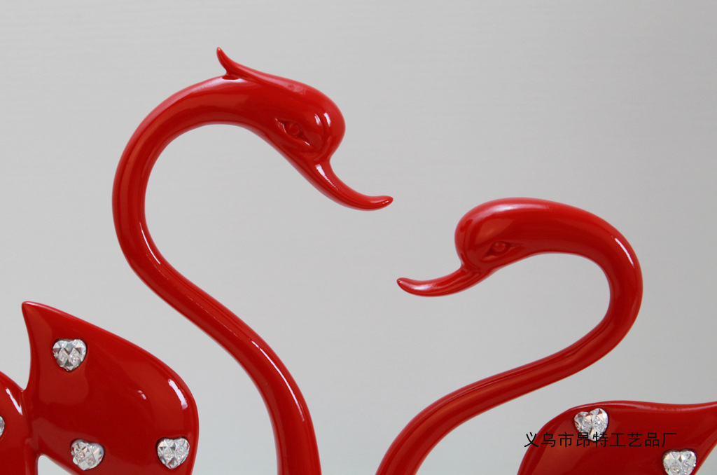 European-Style Home Resin Craft Swan Decoration Living Room Decorations Polished Diamond Couple Swan Wedding Gift European-Style Home Resin Craft Swan Decoration Living Room Decorations Polished Diamond Couple Swan Wedding Gift