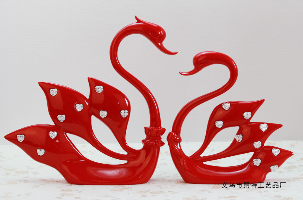 European-Style Home Resin Craft Swan Decoration Living Room Decorations Polished Diamond Couple Swan Wedding Gift European-Style Home Resin Craft Swan Decoration Living Room Decorations Polished Diamond Couple Swan Wedding Gift