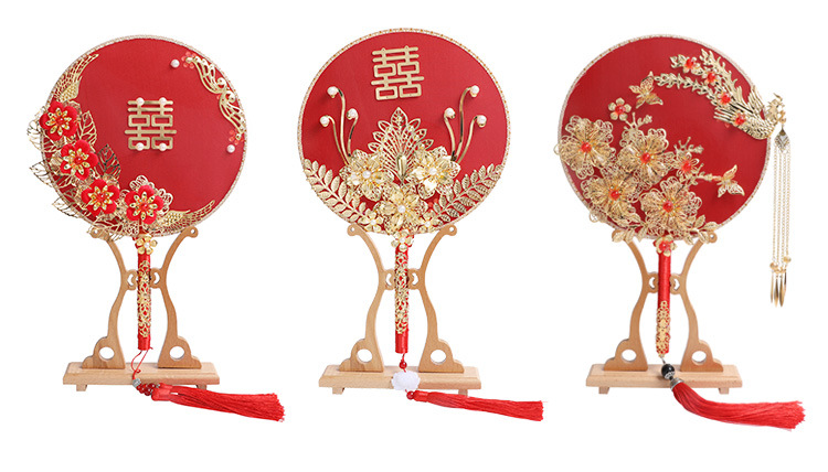 Finished Gift Box Ancient Style Bride Circular Fan Chinese Classical Wedding Xiuhe Clothing Bridal Bouquet Fan Photography Props Finished Gift Box Ancient Style Bride Circular Fan Chinese Classical Wedding Xiuhe Clothing Bridal Bouquet Fan Photography Props