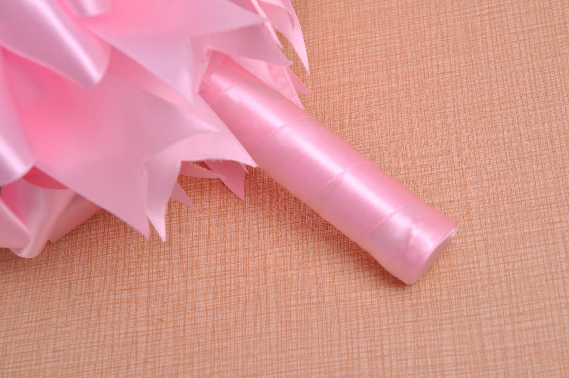 Aliexpress bride diamond hand bouquet bow ribbon foam bridal bouquet factory direct sales support custom Aliexpress bride diamond hand bouquet bow ribbon foam bridal bouquet factory direct sales support custom