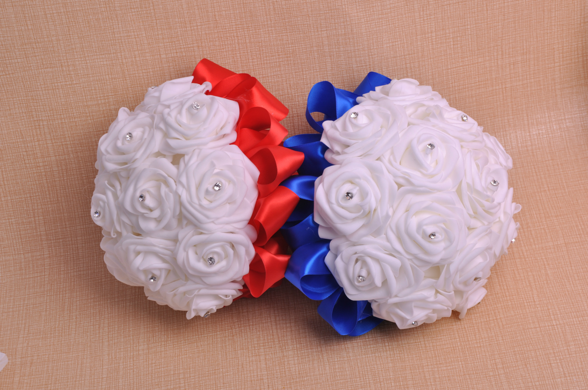 Aliexpress bride diamond hand bouquet bow ribbon foam bridal bouquet factory direct sales support custom Aliexpress bride diamond hand bouquet bow ribbon foam bridal bouquet factory direct sales support custom