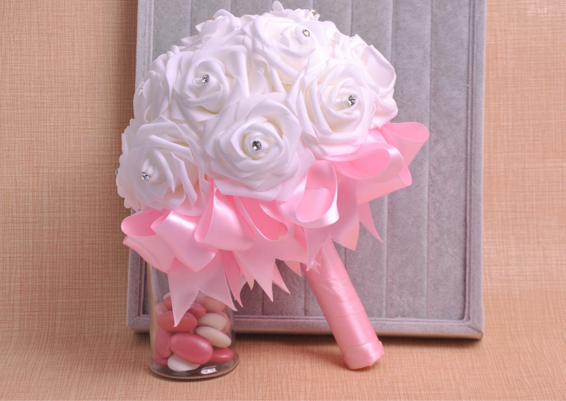 Aliexpress bride diamond hand bouquet bow ribbon foam bridal bouquet factory direct sales support custom Aliexpress bride diamond hand bouquet bow ribbon foam bridal bouquet factory direct sales support custom