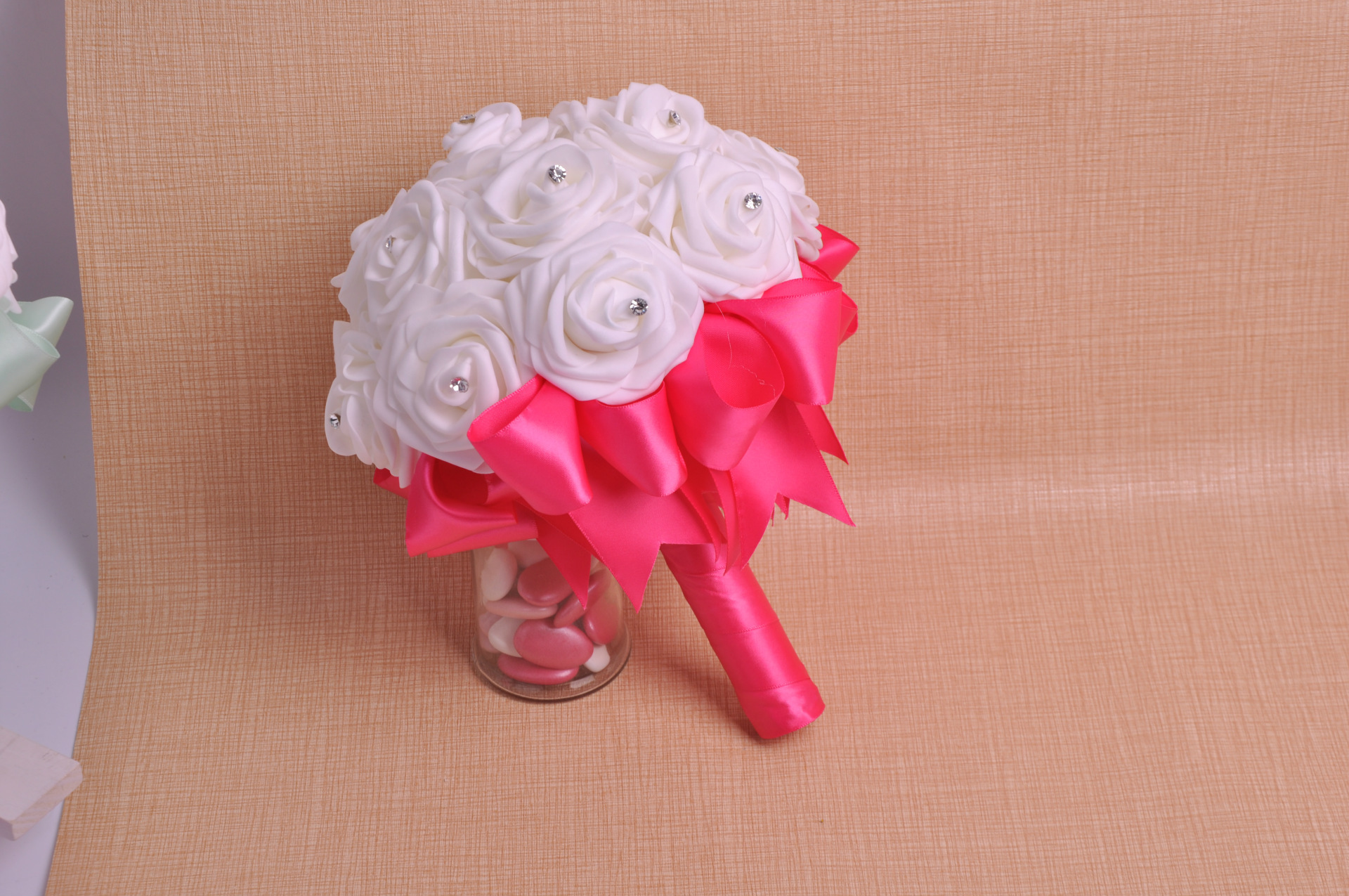 Aliexpress bride diamond hand bouquet bow ribbon foam bridal bouquet factory direct sales support custom Aliexpress bride diamond hand bouquet bow ribbon foam bridal bouquet factory direct sales support custom