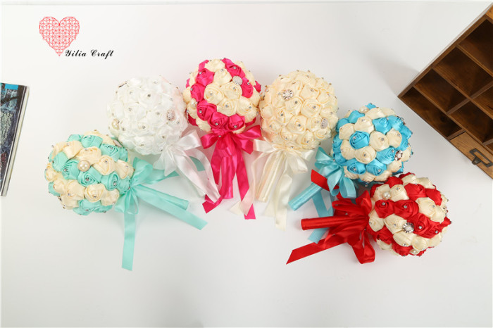 Handmade cloth art fake flower bridal bouquet simulation double - colored rose Korean style. Handmade cloth art fake flower bridal bouquet simulation double - colored rose Korean style.
