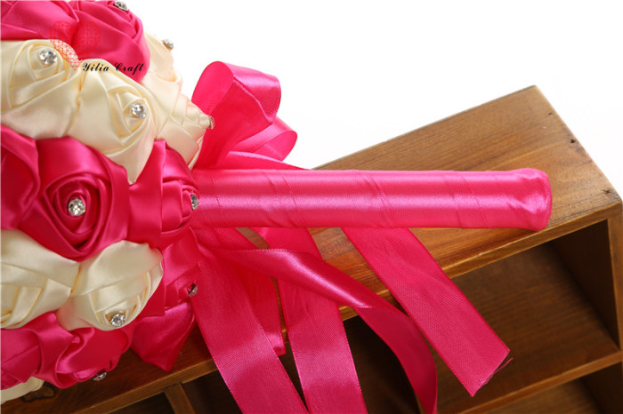 Handmade cloth art fake flower bridal bouquet simulation double - colored rose Korean style. Handmade cloth art fake flower bridal bouquet simulation double - colored rose Korean style.