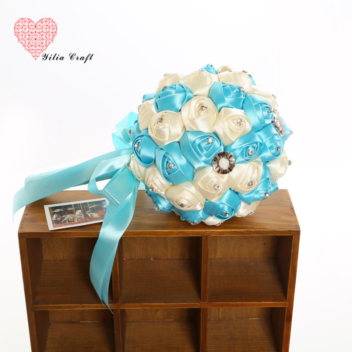 Handmade cloth art fake flower bridal bouquet simulation double - colored rose Korean style. Handmade cloth art fake flower bridal bouquet simulation double - colored rose Korean style.