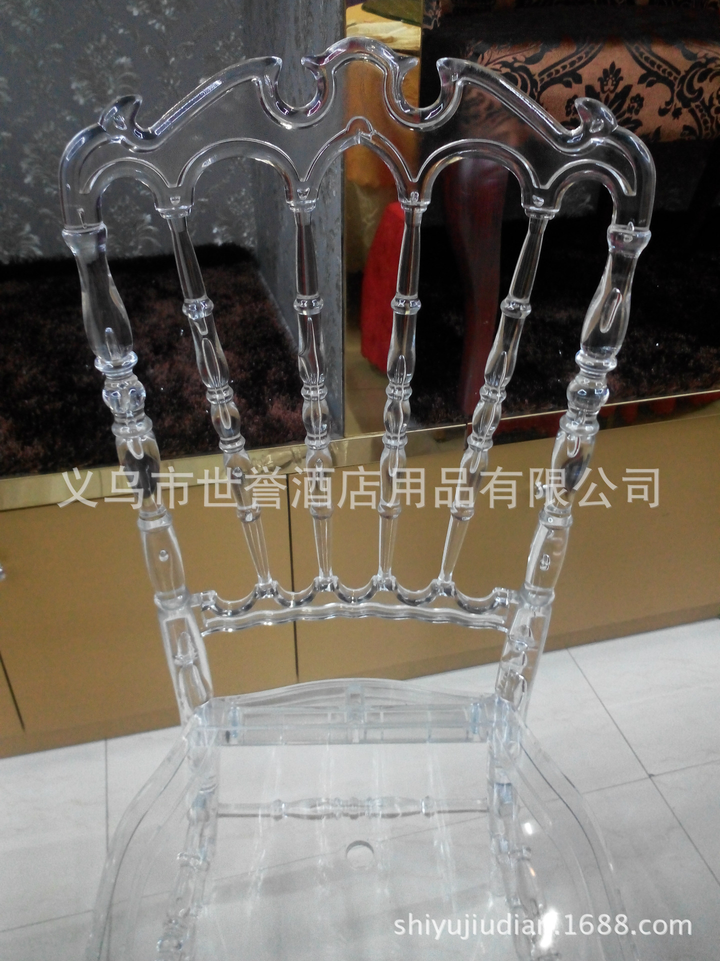 Foreign trade acrylic transparent bamboo chair crystal chair American village hotel outdoor wedding chair Foreign trade acrylic transparent bamboo chair crystal chair American village hotel outdoor wedding chair