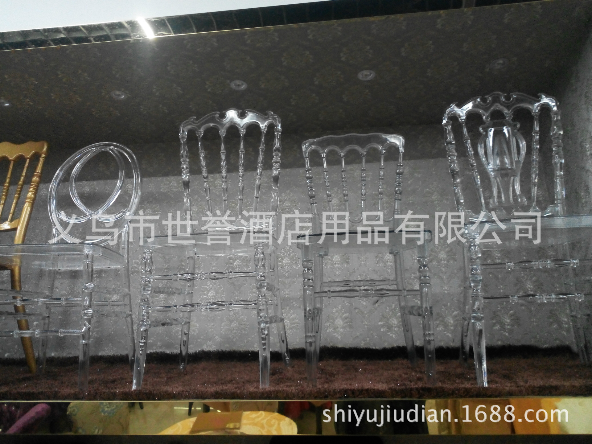 Foreign trade acrylic transparent bamboo chair crystal chair American village hotel outdoor wedding chair Foreign trade acrylic transparent bamboo chair crystal chair American village hotel outdoor wedding chair