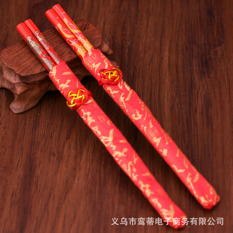 Wedding Chopsticks of Chopsticks Festive Red Chopsticks Wedding Couple Dowry Props Chopsticks Wedding Supplies