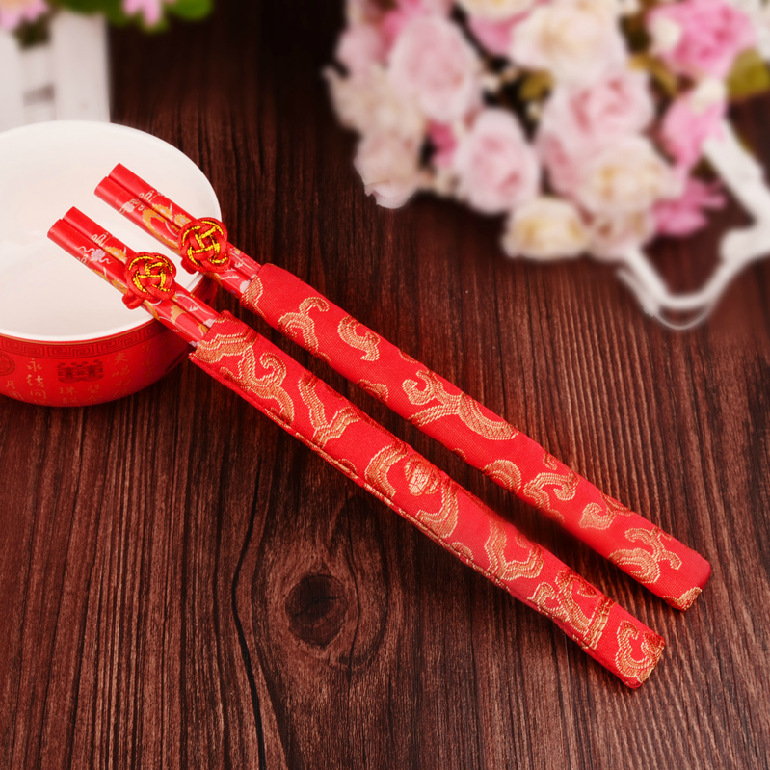 Wedding Chopsticks of Chopsticks Festive Red Chopsticks Wedding Couple Dowry Props Chopsticks Wedding Supplies