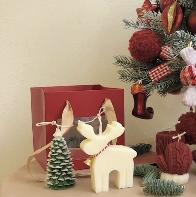 Glow Candle  New Year Gift Gift Gift Big Bean Wax Fragrance Gloves Bear Gingerbread Man Elk Wool