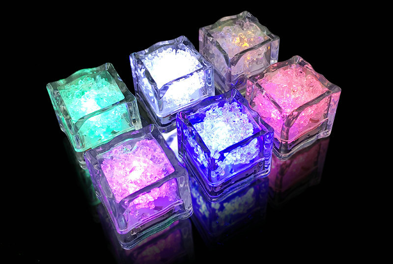 Bar KTV Luminous Ice Light-Emitting Toys into the Water Is Bright Led Colorful Ice Cube Water Sensing Luminous Ice Manufacturer