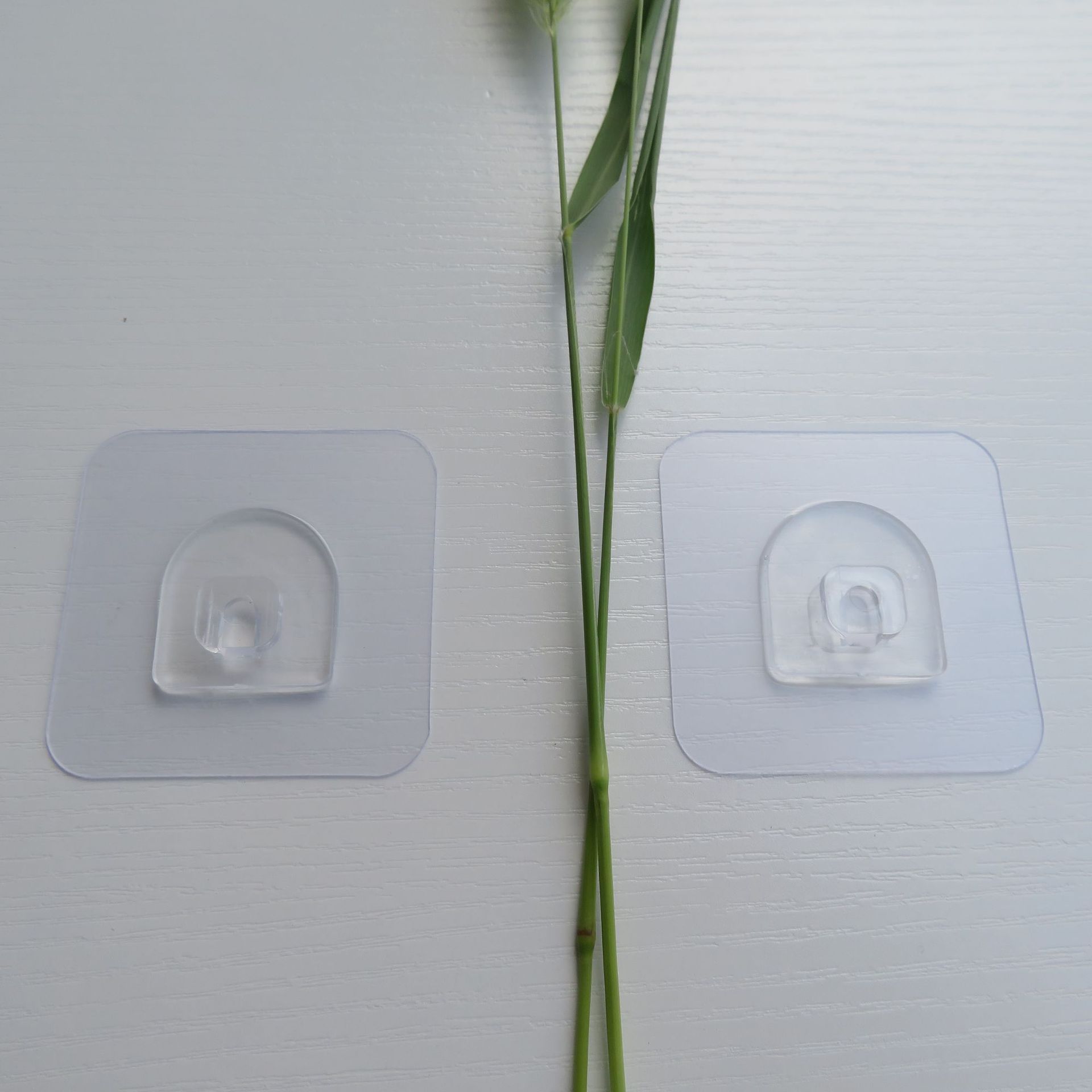 Customized Buckle Transparent Sticker Cylindrical Square Plastic Buckle Seamless Wall Sticker Paste Plastic Parts Storage Rack Accessories Manufacturer Customized Buckle Transparent Sticker Cylindrical Square Plastic Buckle Seamless Wall Sticker Paste Plastic Parts Storage Rack Accessories Manufacturer