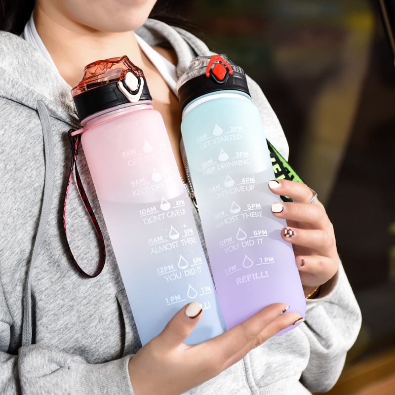 Large Capacity Straw Sports Cup Creative Outdoor Fitness Bottle Color Water Bottle Gradient Color Water Cup Wholesale