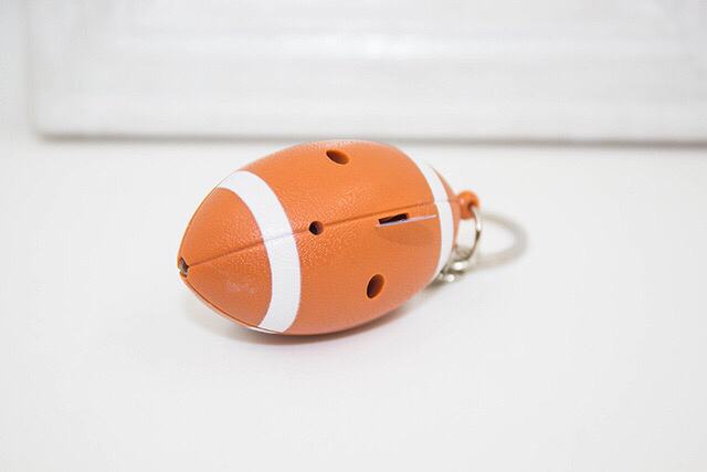 Yongyi Creative Gift Rugby LED Light Sound Luminous Key Chain Accessories Crafts LED Light Keychain Yongyi Creative Gift Rugby LED Light Sound Luminous Key Chain Accessories Crafts LED Light Keychain
