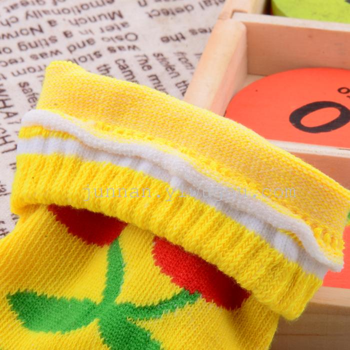 The new children's socks kneecaps baby nursing cute cartoon pattern cuff The new children's socks kneecaps baby nursing cute cartoon pattern cuff